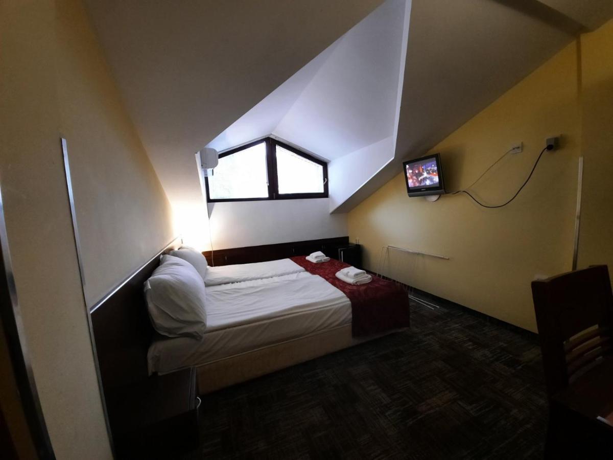 Balkan Hotel チフリク エクステリア 写真