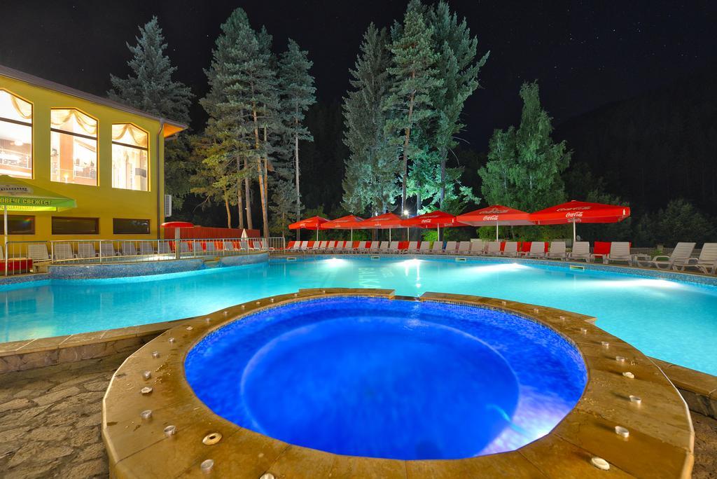 Balkan Hotel チフリク エクステリア 写真